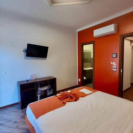 Rainbow Hotel Depandance Joli 산마리노 외부 사진