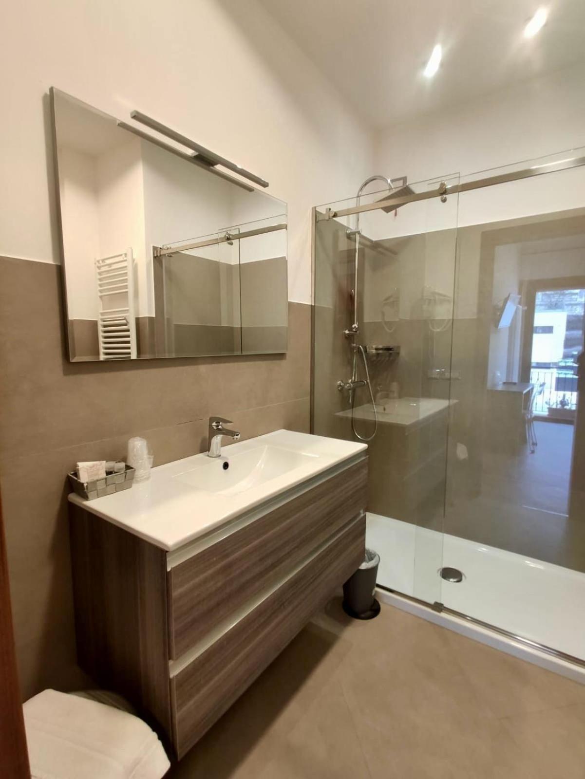 Rainbow Hotel Depandance Joli 산마리노 외부 사진